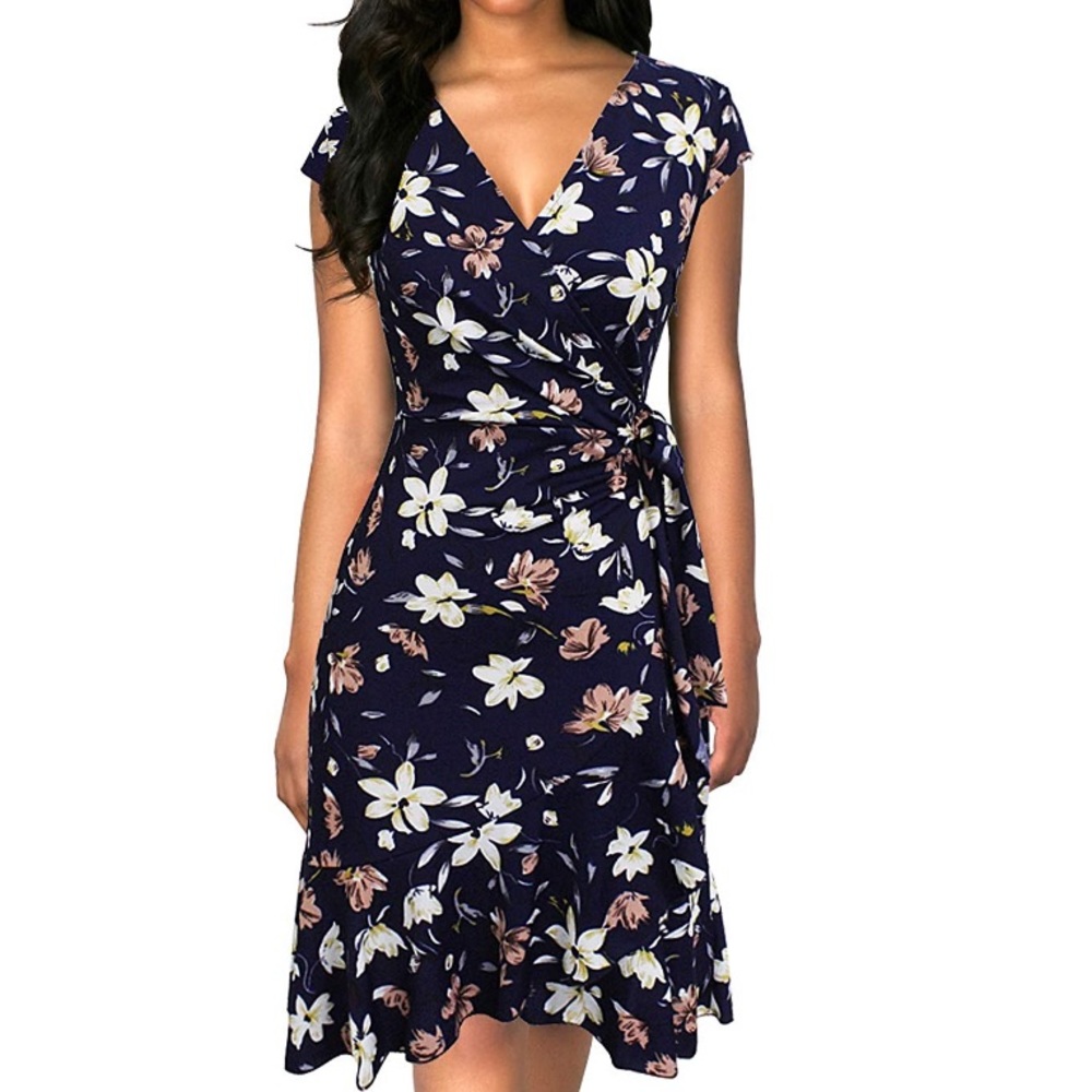 NWT 3/4 Sleeve V-Neck Knee-Length Wrap Dress